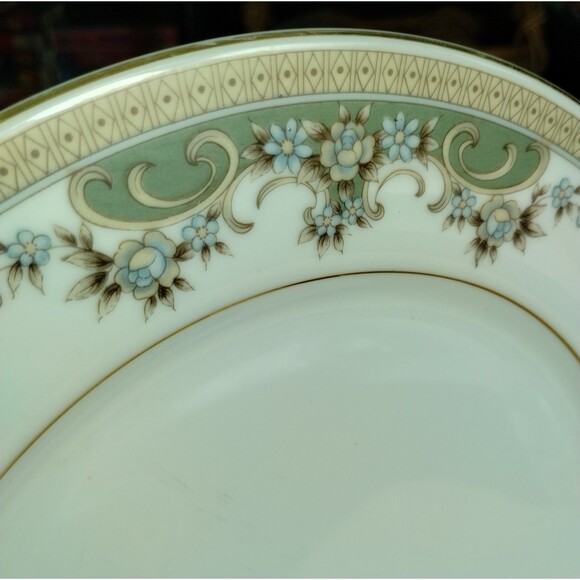 10" Dinner Plate Everbrite Alberta Discontind Pattern Porcelain Gold Trim Floral - Picture 2 of 12